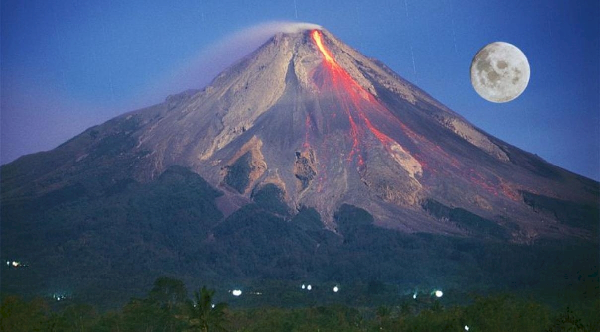 magma-semakin-dekat-permukaan-bpptkg-erupsi-gunung-merapi-tak-seperti-2010
