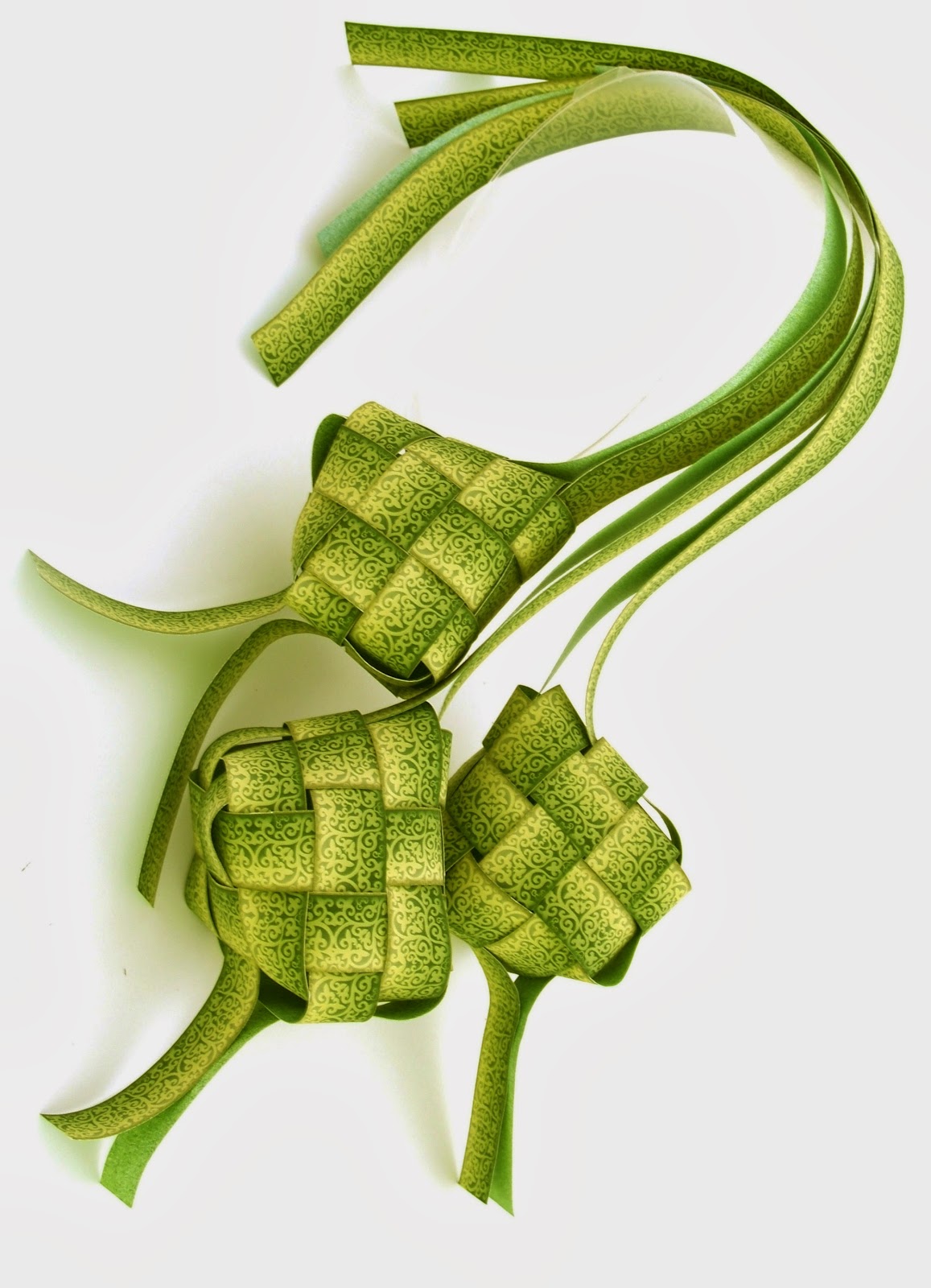 Mengapa Lebaran Selalu Identik dengan Ketupat?