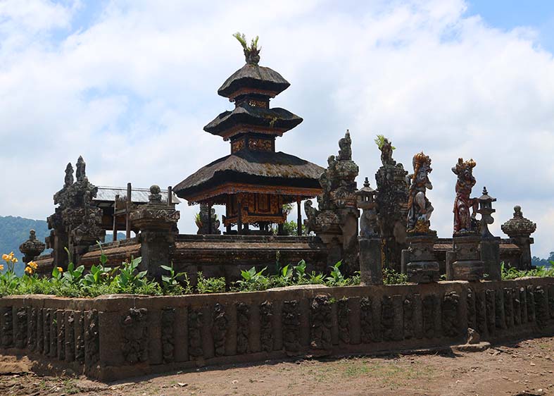 Danau Bedugul Bali. Eksotis, Bernilai Seni, Budaya Dan Sejarah!