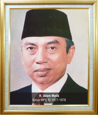 Tokoh Sukses tanpa Ijazah di Indonesia