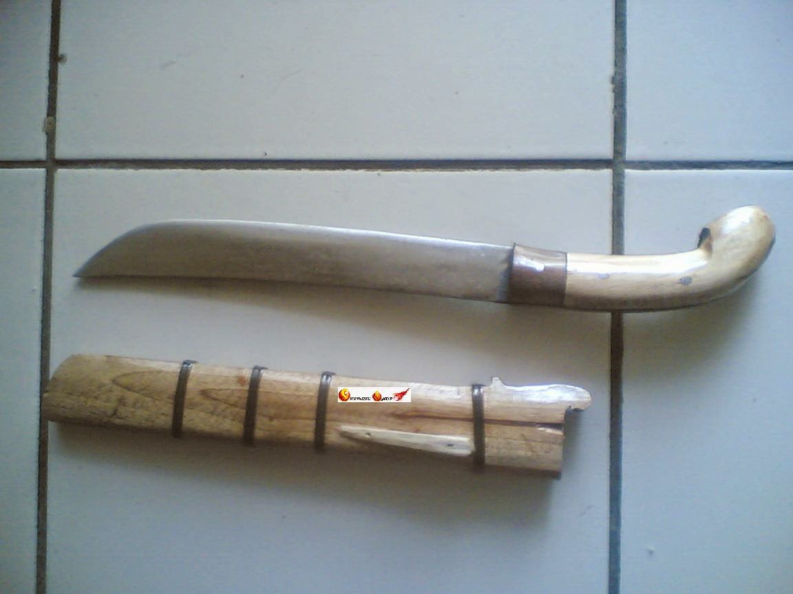 JUAL: KUKRI, GOLOK,MACHETE,PISAU LIPAT,PISAU LEMPAR,BELATI