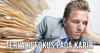 5 Tanda Kalau Cowokmu Belum Siap Menikah!