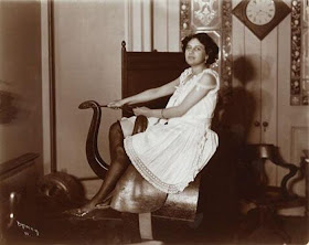 &quot;8 Alat Fitnes Jaman Dulu&quot;