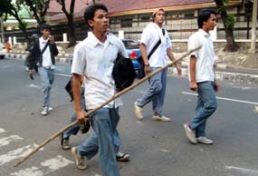 &#91;PIC&#93;Siswa Demo di Kemdiknas, Minta UN Dihapus. Siswa Frustasi krn SNMPTN Dihapuskan?