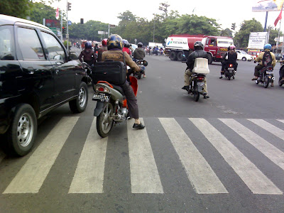 (+PICT) 16 kesalahan yang sering dilakukan bikers. termasuk ane gan. lah agan?