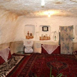 Rumah Paling Tua di Dunia gan,,umurnya udah sekitar 700tahun,,mantep gan