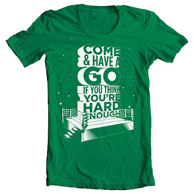 Desain Kaos Yang Aneh dan Unik