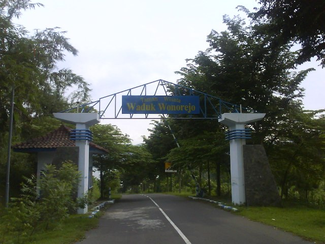 Waduk Wonorejo, waduk terbesar se ASIA TENGGARA