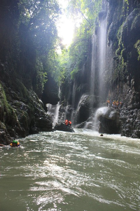 &#9658;&#9658;CUKANG TANEUH,Eksotisme Green Canyon di Indonesia&#9668;&#9668;