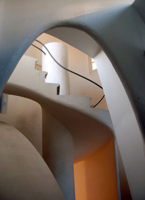 Tangga-tangga Spiral yang Unik