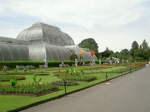 5-taman-bunga-unik-paling-menakjubkan-di-dunia