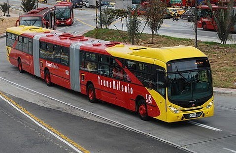 Siapa yang pertama mencetuskan Angkot = Transportasi Massal ??