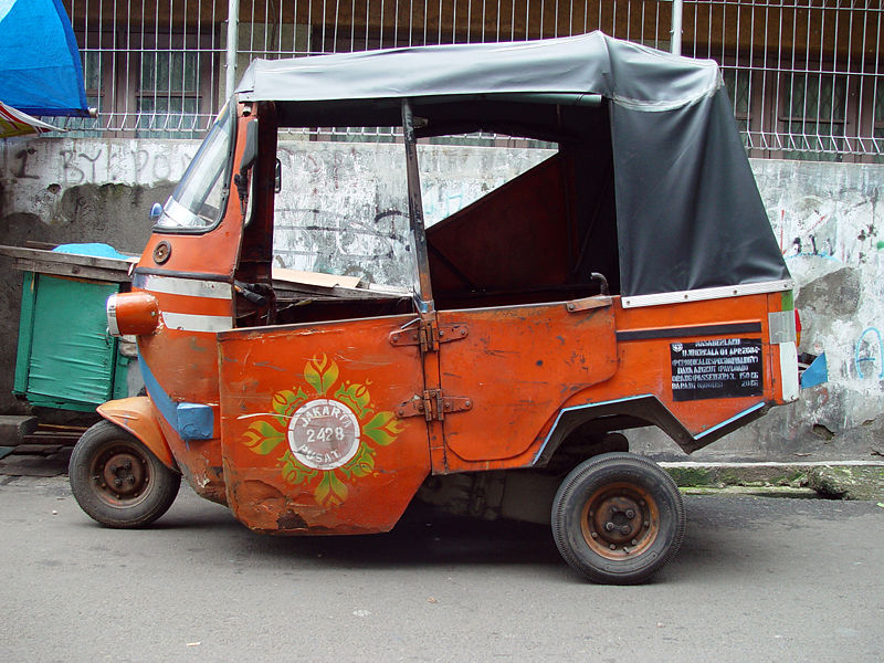 Hati-hati make mobil kalo mau ngapel