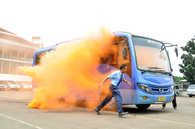 Perlukah Sekat Pemisah di Bus Malam ? #RealBro