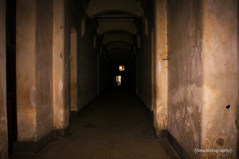 Ungkap misteri Lawang Sewu, dari dua perempuan hingga lorong terlarang yang horor