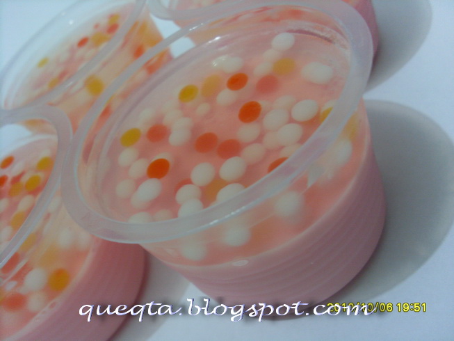 Resep Membuat Puding Polkadot.. Silahkan di coba gan..