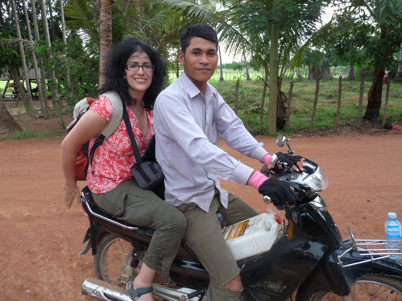 7 Tipe Tukang Ojek dari Negara Tetangga Indonesia