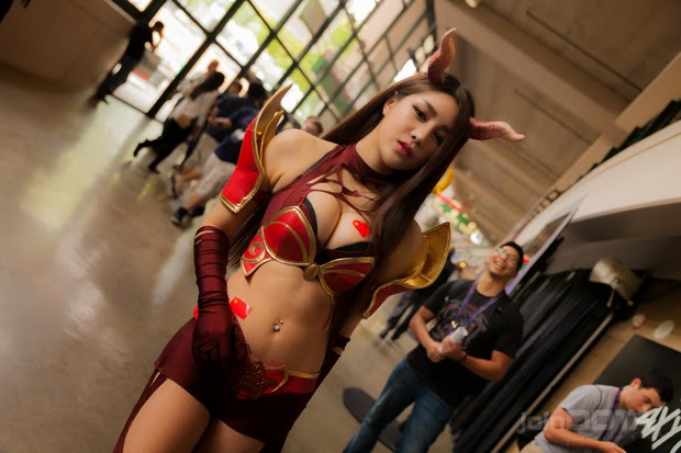 &#91;Gamer-ZoneX&#93; Dota 2 Cosplay Lover