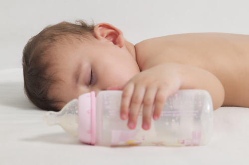 Jangan Beri Air Putih pada Bayi Baru Lahir, Risikonya Tidak Main-main