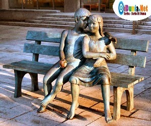 7 Patung Cinta Terunik di Dunia Untuk Hari Valentine