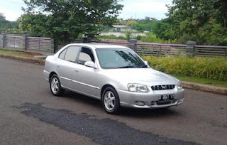 Hyundai Verna GLS AT Th'2002/2001 Silver Met Pjk Br, siap pakai!
