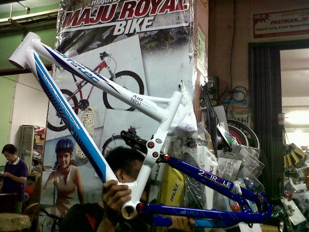  Sepeda Mtb Polygon Giant United Element Specialized Scott Shimano Rock 