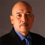 Umur Mereka 25 Tahun &amp; 26 Tahun. Anda Pilih Yang Mana???