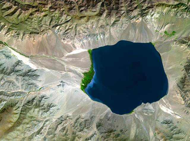 Tempat-tempat &quot;Menakjubkan&quot; seluruh Dunia dilihat dari Satelit