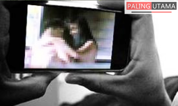 Santriwati Ngaku Bikin Video Hot dengan Ustadz dan 4 Cewek 
