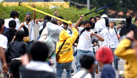 Perihatinnya pergaulan jaman sekarang