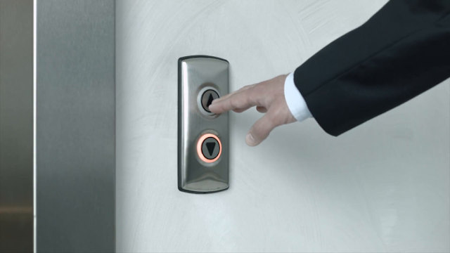 Tutorial Cara Naik Lift Buat Anda Yang Belum Tahu
