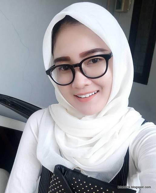 Kumpulan Lagu Populer Nella Kharisma