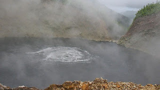 Danau yang mematikan &amp; berbahaya