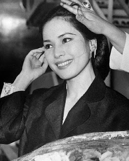 &#91;Pahlawan dan Tokoh Nasional&#93; Mengenal 9 Istri Mantan Presiden Soekarno