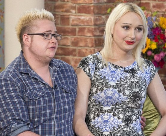 Gile gan pasangan ini bertukar kelamin