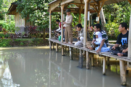 tempat-kumpul-pemancing-empang