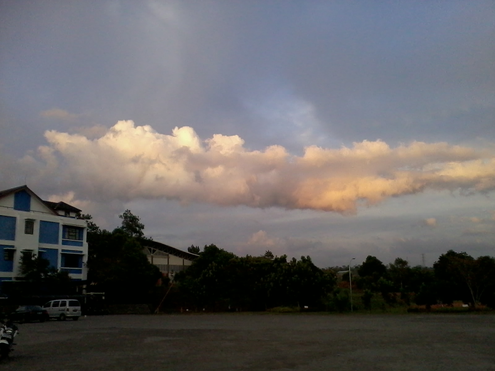 &#91;FOTO&#93; Langit Senja Jatinangor