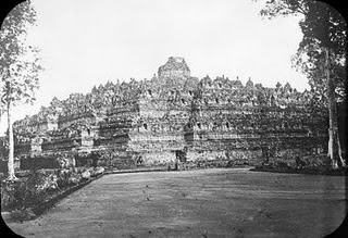 Kondisi Candi Borobudur Saat Pertama Kali Ditemukan &#91;+pic jadul&#93;