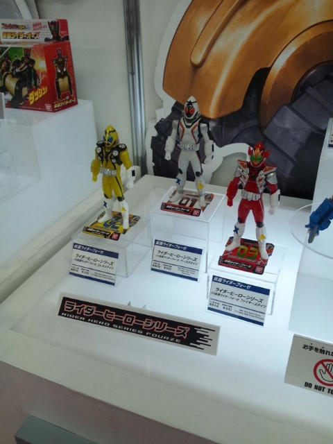 2011-2012-kamen-rider-fourze-read-rules-and-check-post1-before-posting