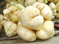 5 Makanan yang Ampuh Atasi Perut Kembung