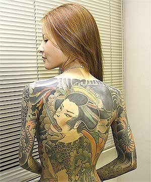 KSOTISME KEINDAHAN TATTO WANITA YAKUZA JEPANG