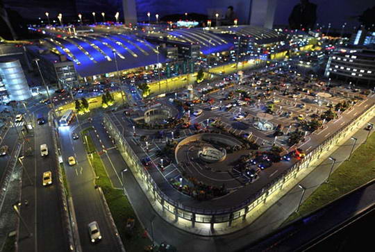 Miniatur Bandara Terbesar Di Dunia