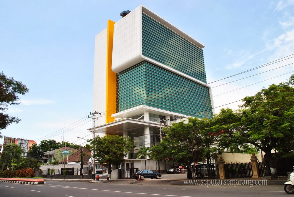 HEBOH PICTURE GEDUNG SEMARANG MENJULANG TINGGI GAN !!