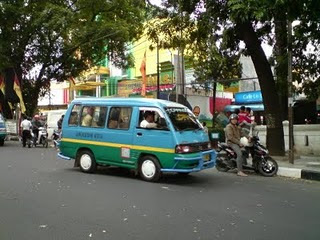 Angkot Revolusi jadi -Alphard- &#91;masuk gan&#93;