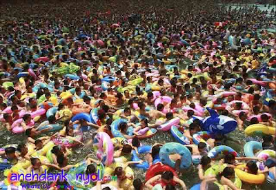 Kolam Renang dengan Pengunjung Terbanyak di Dunia