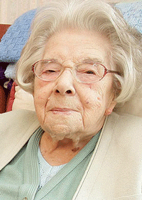busset-nenek-ini-hidup-selama-103-tahun-tanpa-seks