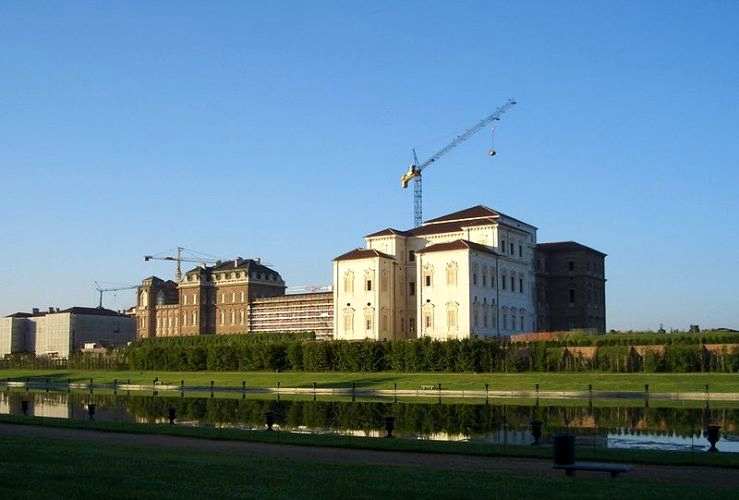 ini dia 7 Istana Terbesar di Dunia