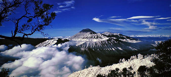 7 Gunung Tertinggi Di Indonesia Anak Hiking Masuk KASKUS