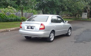 Hyundai Verna GLS AT Th'2002/2001 Silver Met Pjk Br, siap pakai!