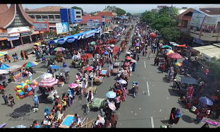 Begini Indahnya Pawai dan Karnaval Dilihat Dari Drone